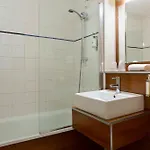 Hotel Comfort Lomme 3*