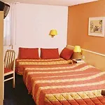 Comfort Lomme Hotel 3*
