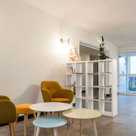 Comfort Lomme Hotel 3*