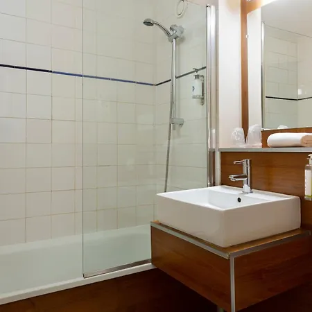 فندق Comfort Lomme 3*