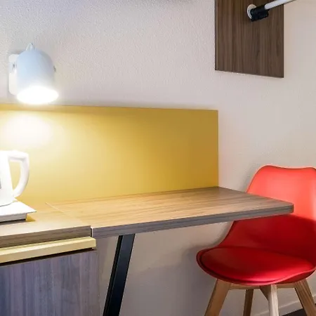 Comfort Lomme Otel