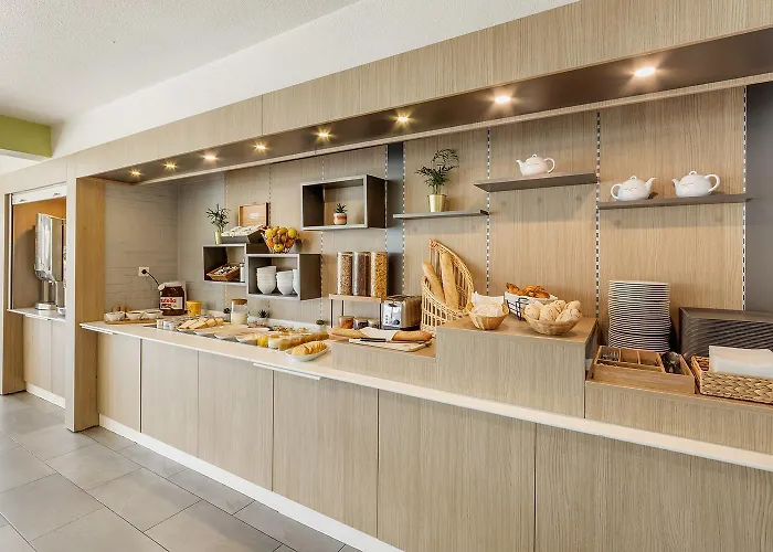 Comfort Lomme Hotel 3*