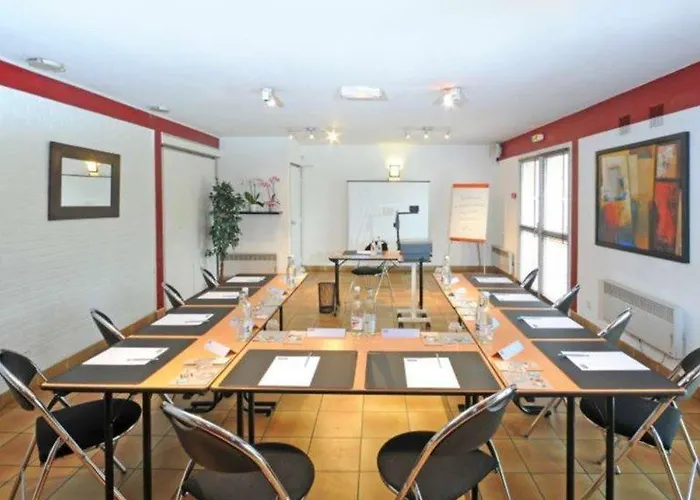 Hotel Comfort Lomme 3*